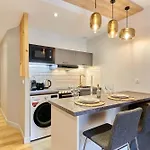 Modern Apartment Champs Elysees Trocadero